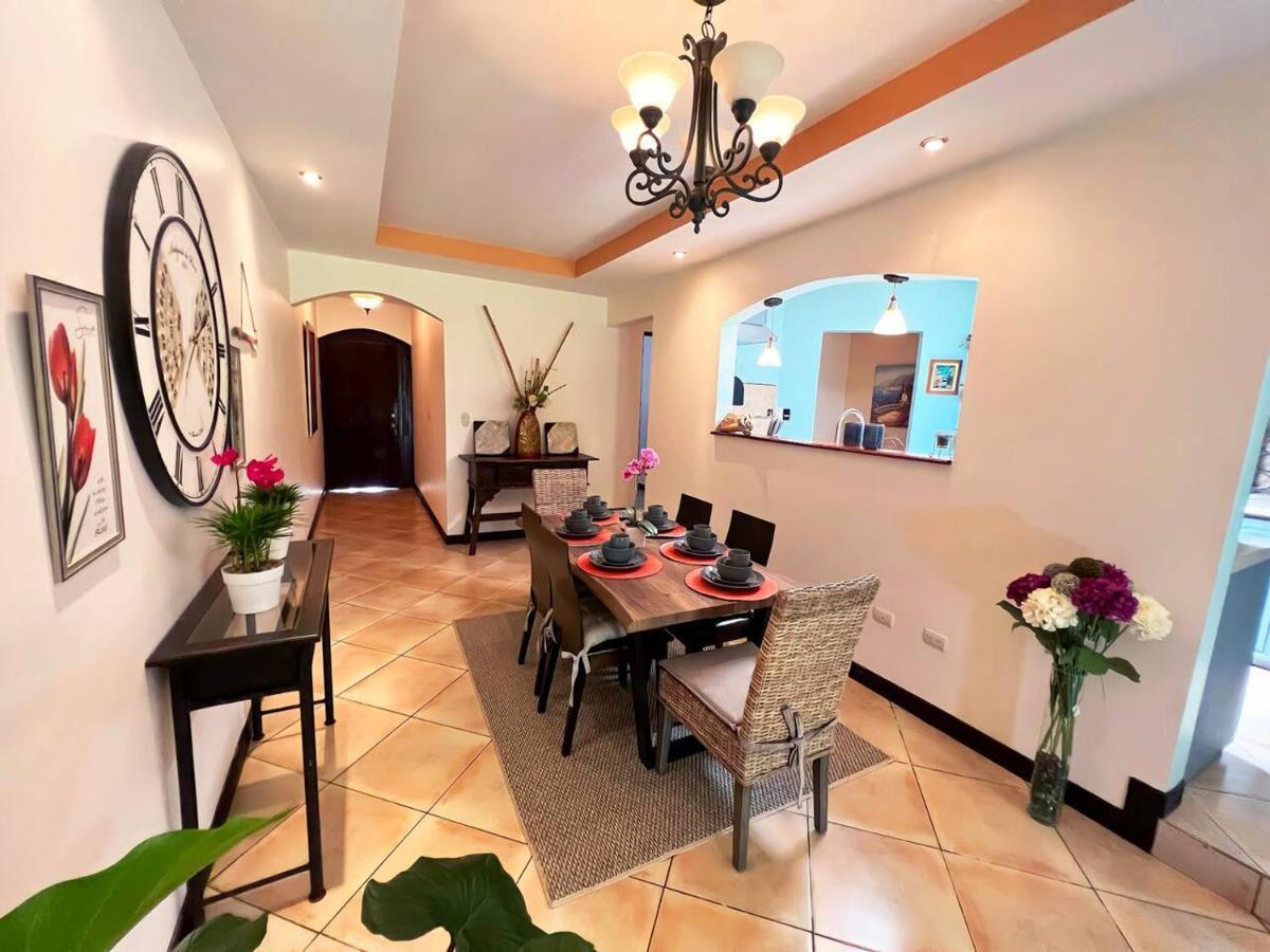 Beautiful Home W/ Backyard, Ac - Close To Airport Brasil Exterior foto